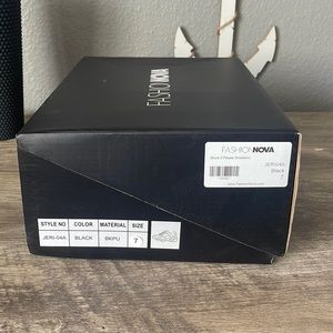 FashionNova- Move It Please Sneakers